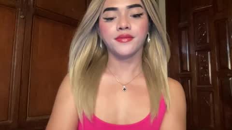 Snapshot of yvonne_guidotti chatting on May 29, 2026, 7:01 pm Miss Cali online show from May 29, 2026, 7:01 pm