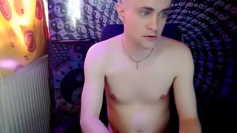   online show from March 9, 2025, 1:37 pm