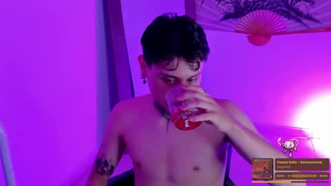 zac_mew online show from May 30, 2026, 7:49 am