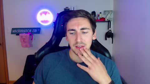 Zach Rhyder online show from December 2, 2024, 3:04 am