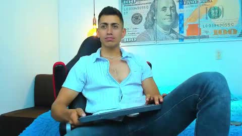 Snapshot of zachpri20 chatting on March 10, 2025, 2:59 pm zachpri20 online show from March 10, 2025, 2:59 pm