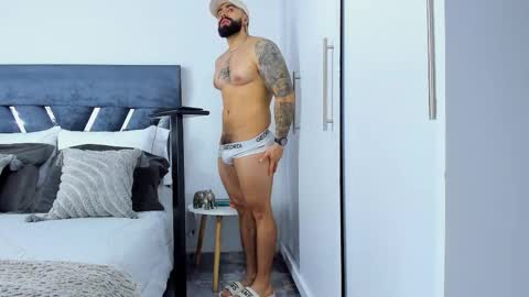 Richard online show from October 22, 2025, 1:22 pm