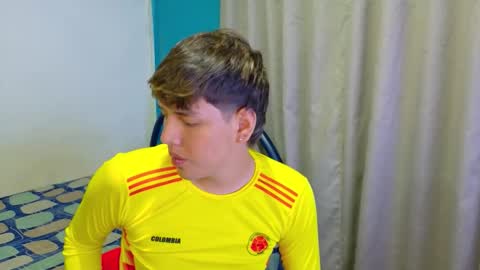 Snapshot of zackmontiel07 chatting on February 7, 2026, 9:13 am ZackMontiel07 online show from February 7, 2026, 9:13 am