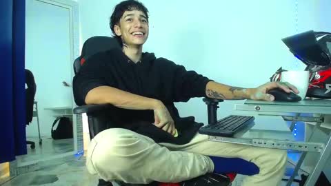 zack online show from December 16, 2024, 11:50 pm