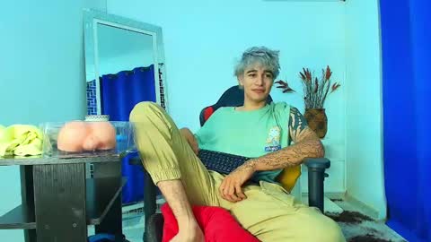 zack online show from February 28, 2025, 11:34 pm