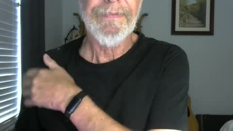Snapshot of zackupaani chatting on July 23, 2026, 9:13 pm Why online show from July 23, 2026, 9:13 pm