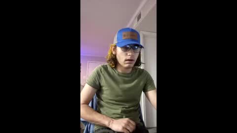 Snapshot of zacthefeetguy chatting on December 22, 2025, 3:14 am ZactheFeetGuy online show from December 22, 2025, 3:14 am