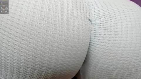 Snapshot of zafiiro_20 chatting on May 12, 2026, 7:44 pm Zafiro online show from May 12, 2026, 7:44 pm