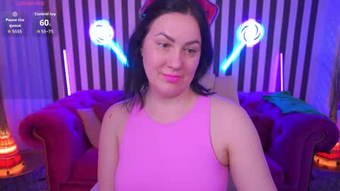 Zafiramoonn online show from May 8, 2026, 1:16 pm