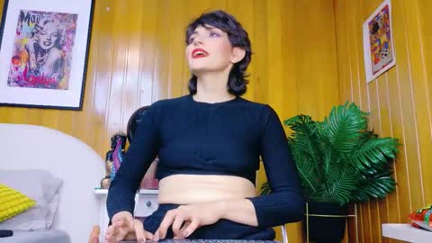 Karina  online show from November 7, 2025, 8:31 pm