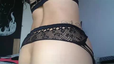 zafiro_subversiva online show from February 14, 2025, 5:14 pm