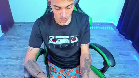 BiG Zafiro online show from April 30, 2026, 1:39 pm