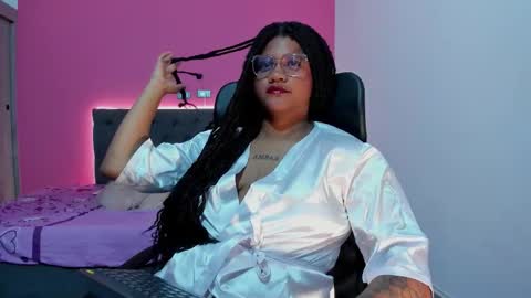 zahra_rose online show from November 22, 2025, 8:52 pm