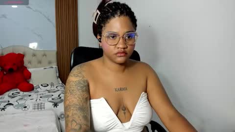 zahra_rose online show from March 23, 2026, 8:46 pm
