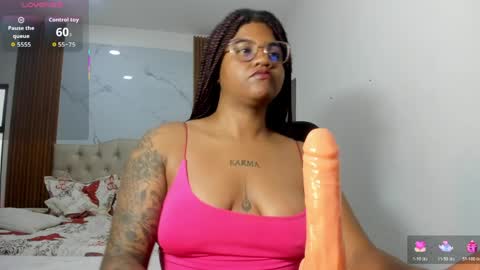 zahra_rose online show from April 6, 2026, 8:54 pm