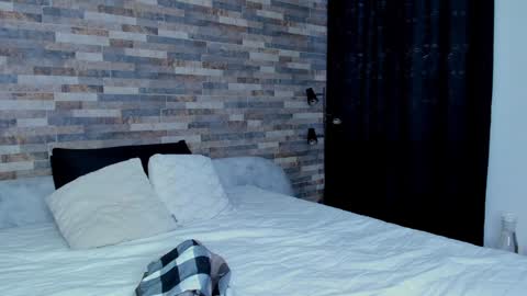 INSTAGRAM yormanfit7 online show from February 7, 2025, 11:23 am