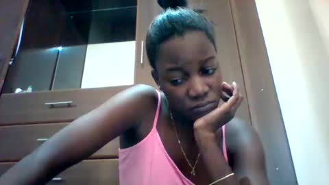 Snapshot of zainxxxx chatting on May 17, 2026, 10:44 am zainxxxx online show from May 17, 2026, 10:44 am