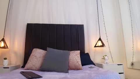 zairaaa_ online show from November 29, 2025, 4:26 am