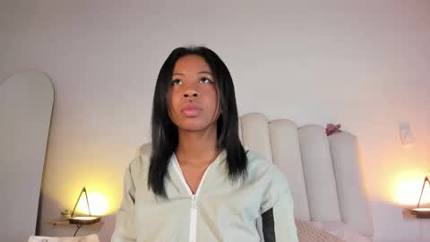 Zaira online show from January 12, 2026, 2:44 pm