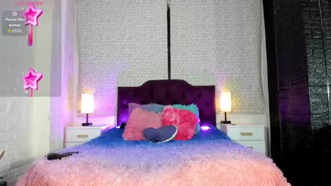 Snapshot of zamara_kleii chatting on September 11, 2025, 6:35 am Zamara Kleii online show from September 11, 2025, 6:35 am