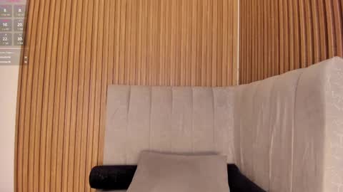 Snapshot of zamir_scott chatting on February 20, 2025, 7:30 pm zamir online show from February 20, 2025, 7:30 pm