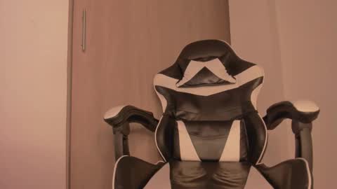 zamir online show from March 12, 2026, 9:32 pm