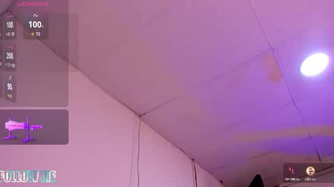 zammy_brown2 online show from February 3, 2026, 3:59 am