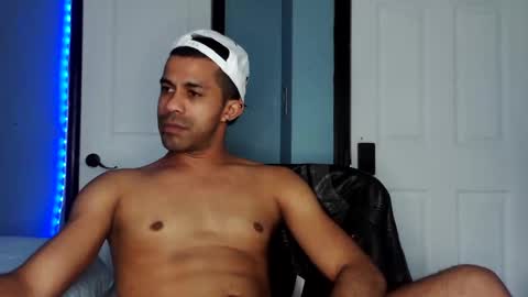 Snapshot of zamoraedii1994 chatting on December 28, 2024, 2:21 pm Edii online show from December 28, 2024, 2:21 pm