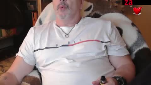 Snapshot of zander007 chatting on March 20, 2026, 4:12 pm zander007 online show from March 20, 2026, 4:12 pm