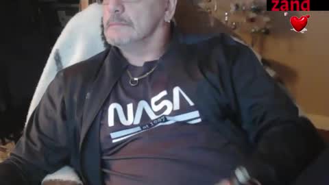 Snapshot of zander007 chatting on March 27, 2026, 3:34 pm zander007 online show from March 27, 2026, 3:34 pm
