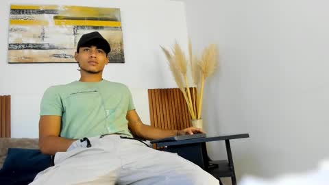 Snapshot of zander_2120 chatting on September 10, 2025, 1:00 pm Zander online show from September 10, 2025, 1:00 pm