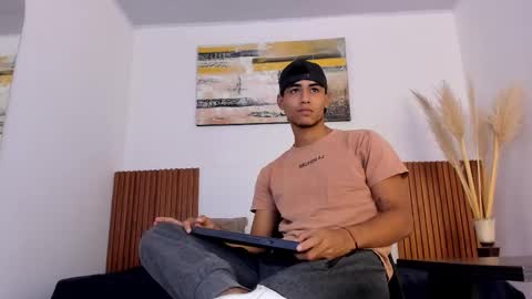 Snapshot of zander_2120 chatting on September 12, 2025, 1:11 pm Zander online show from September 12, 2025, 1:11 pm