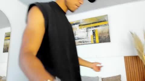 Snapshot of zander_2120 chatting on September 18, 2025, 1:02 pm Zander online show from September 18, 2025, 1:02 pm