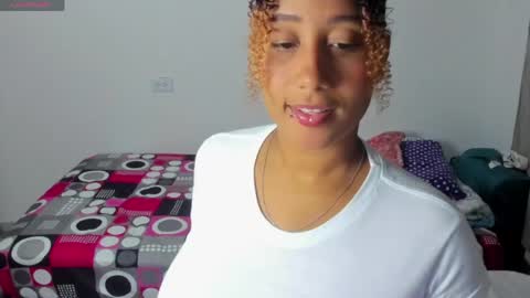 Zandra online show from April 14, 2026, 5:13 am