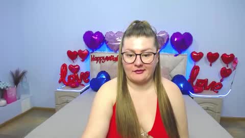 zannadreil online show from February 8, 2025, 3:52 am