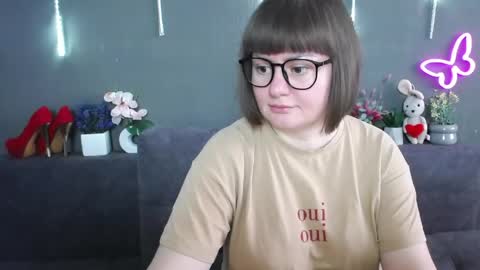 zannadreil online show from April 17, 2026, 11:13 am