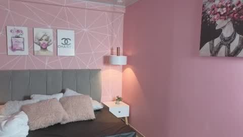 Snapshot of zara__sweet chatting on June 10, 2026, 1:54 pm Zara Sweet online show from June 10, 2026, 1:54 pm