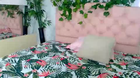 Zara online show from March 13, 2026, 12:23 pm