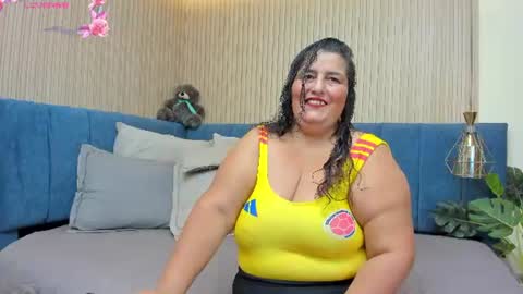 Snapshot of zara_milf_ chatting on July 7, 2026, 12:20 pm zara online show from July 7, 2026, 12:20 pm