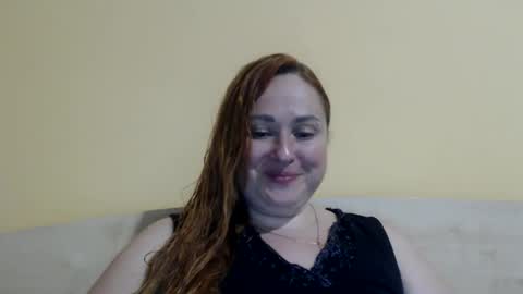Snapshot of zara_red chatting on June 8, 2026, 1:55 pm Kate. if im not here im here foxy red333 online show from June 8, 2026, 1:55 pm