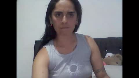 zaraa_lopez online show from March 22, 2026, 10:02 pm