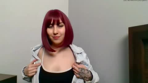 Snapshot of zaradesire chatting on April 28, 2026, 4:23 pm Zara online show from April 28, 2026, 4:23 pm