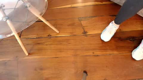 Zarah Andrews online show from December 19, 2025, 12:12 pm