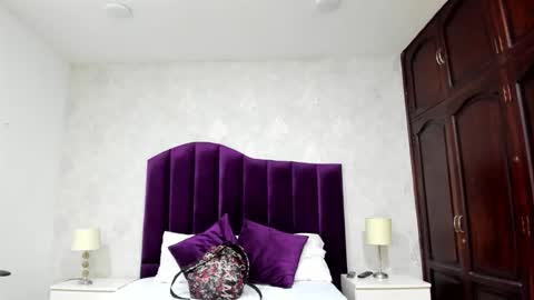 Zarah Andrews online show from January 7, 2026, 11:56 am