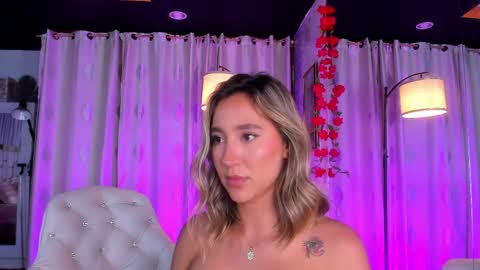 Snapshot of zarajener chatting on May 15, 2026, 11:23 pm online show from May 15, 2026, 11:23 pm