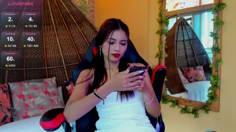 Snapshot of zaralim chatting on December 18, 2024, 6:14 pm Zara Lim  online show from December 18, 2024, 6:14 pm