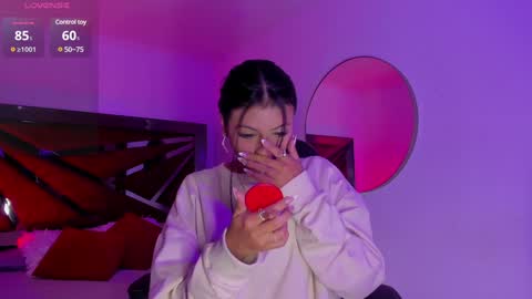 Snapshot of zaralim chatting on January 26, 2025, 12:01 pm Zara Lim  online show from January 26, 2025, 12:01 pm