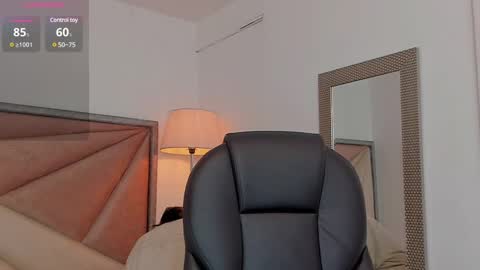 Snapshot of zaralim chatting on March 11, 2025, 12:06 pm Zara Lim  online show from March 11, 2025, 12:06 pm