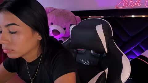 Snapshot of zaralim chatting on September 28, 2025, 6:02 pm Zara Lim  online show from September 28, 2025, 6:02 pm