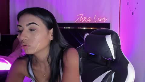 Snapshot of zaralim chatting on September 29, 2025, 4:34 pm Zara Lim  online show from September 29, 2025, 4:34 pm